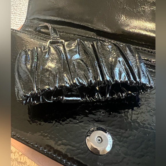 Burberry black patent clutch leather Wristlet bag/clutch - Picture 11 of 16